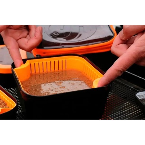 Вставка для коробки Guru Bait Strainer 3pint (1.875л)