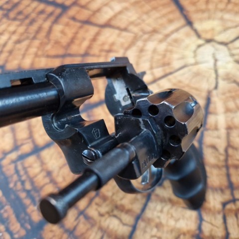 Револьвер Флобера Weihrauch HW4 2.5