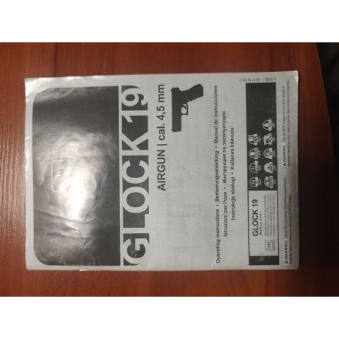 Пістолет пневматичний Glock 19 СО2 кал. 4,5 мм ВВ бу