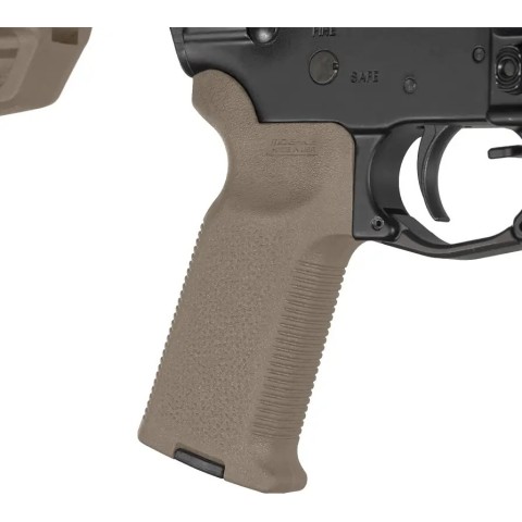 Рукоятка пистолетная Magpul MOE-K2 AR15 FDE