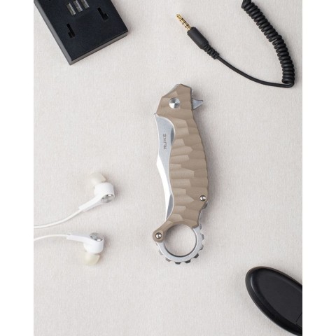 Ніж складаний кишеньковий Ruike P881-W, (7.6 см) 14C28N / G10 бежевий