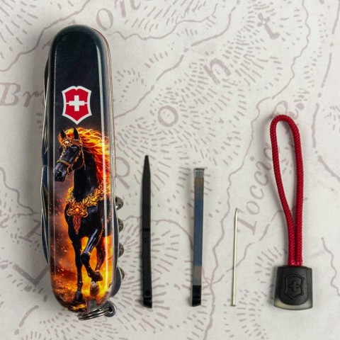 Складаний ніж Victorinox HUNTSMAN ZODIAC Золотий кінь 1.3713.Z5220pk