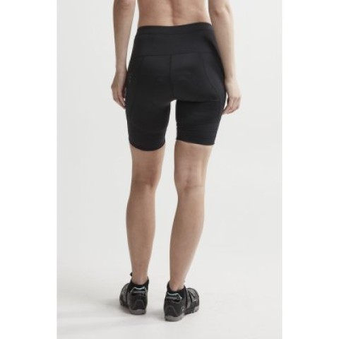 Essence Shorts Woman