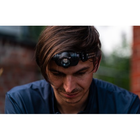 Налобный фонарь LedLenser H7R SIGNATURE , заряжаемый, 1200/700/15