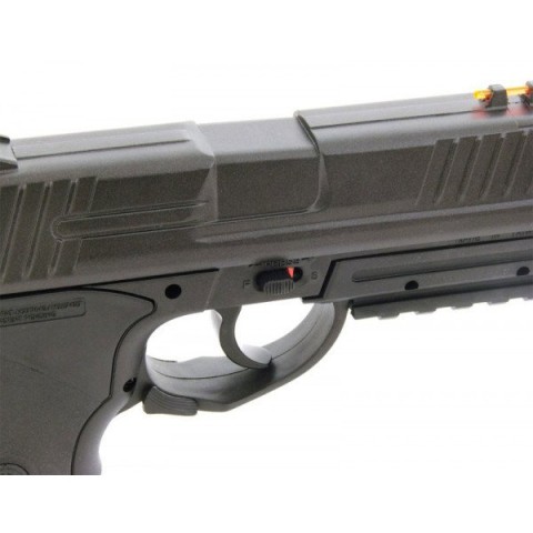 Пистолет пневматический Crosman C21