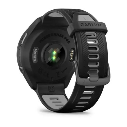 Смарт-часы Garmin Forerunner 965 с карбоново-серым титановым безелем, черным корпусом и черным/серым силиконовым ремешком