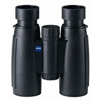 Бинокль Zeiss Conquest 8x30