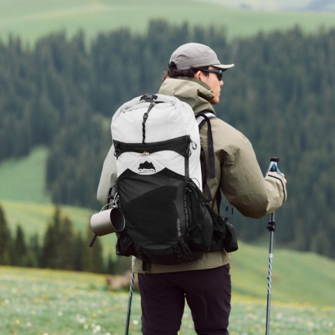 Рюкзак туристичний Naturehike Helium CNK2450XB016, 40 л, чорний, M