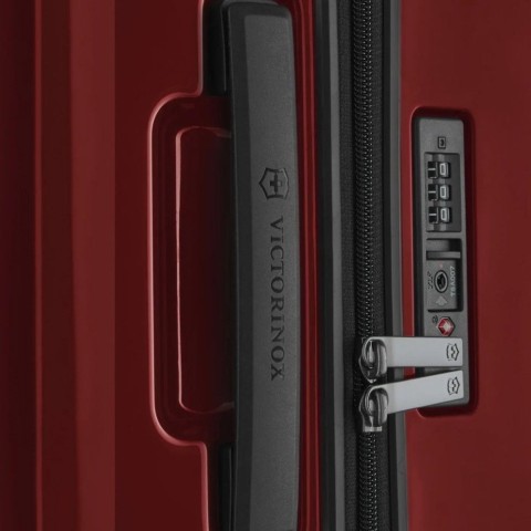 Валіза Victorinox AIROX/Victorinox Red Велика