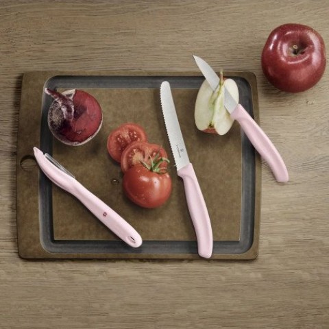 Набір кухонний Victorinox SwissClassic Paring Set 3шт з рож. ручкою (2 ножа, овощечистка Universal) у подар.упак.