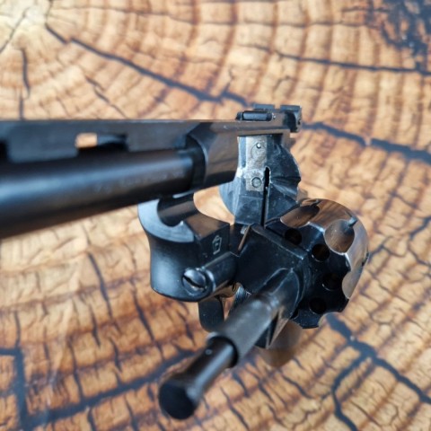 Револьвер Флобера Weihrauch Arminius HW 4
