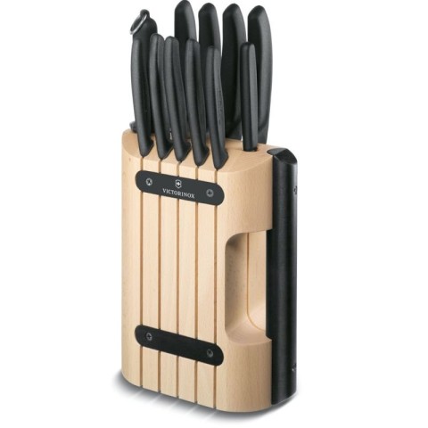 Набір кухонний Victorinox SwissClassic Cutlery Block 11шт з чорн. ручкою з підставкою (9 ножів,точило,овочечистка)