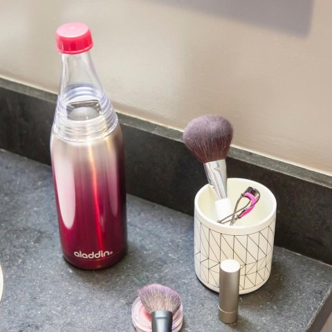 Термопляшка Aladdin для напоїв Fresco Twist & Go 0.6 л червона