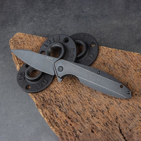 Ніж складаний туристичний Ruike P128-SB, (9.3 см) 14C28N / 3cr14n чорний