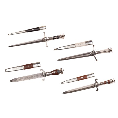 Набір кортиків 