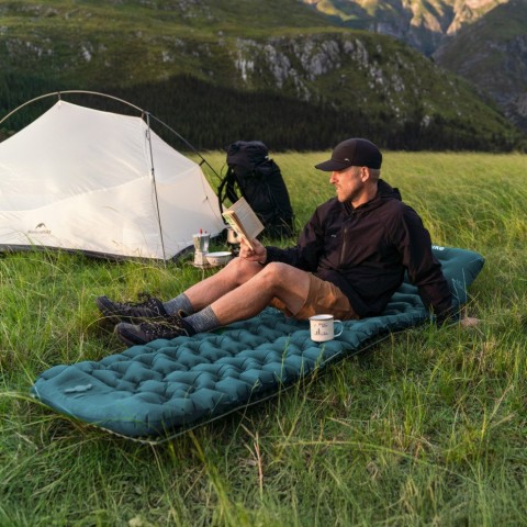 Матрац туристичний надувний двомісний  Naturehike CNK2550WS019, 200х125х6.5 см, синій, для кемпінгу із мішком для надування