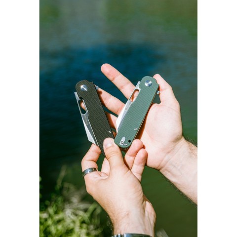 Ніж складаний туристичний Ganzo G770 (8.8 см) D2 / G10 чорний