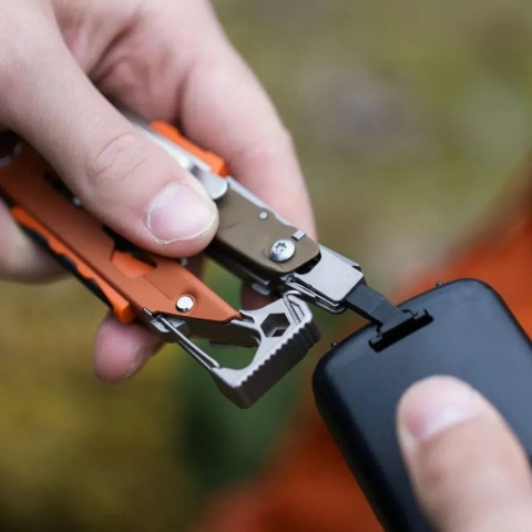 Мультиінструмент Leatherman Signal Mesa Verde