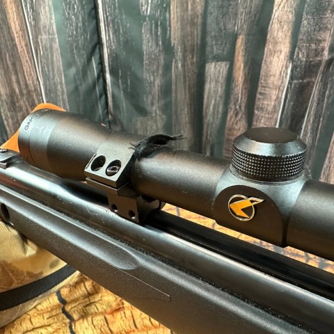 Пневматична гвинтівка Gamo Shadow RSV Б/У