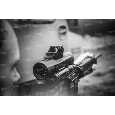 Приціл коліматорний Shield CQS 4 MOA