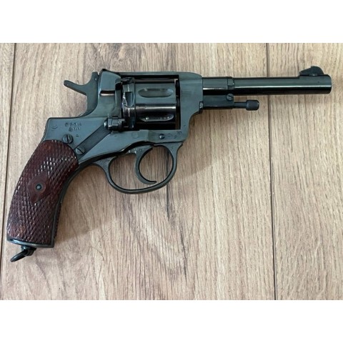 Револьвер Флобера Наган 