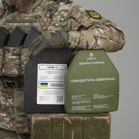 Керамічні бронеплити 5-го класу. Вага 2.9 кг.Розмір  L. Карбід кремнію