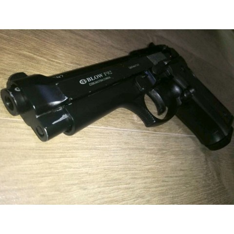 Стартовий пістолет Blow F92 бу
