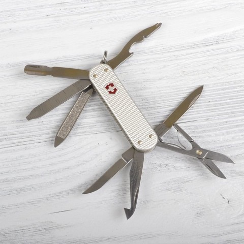 Ніж Victorinox Minichamp Alox 58мм,15функ,ріфл.срібл