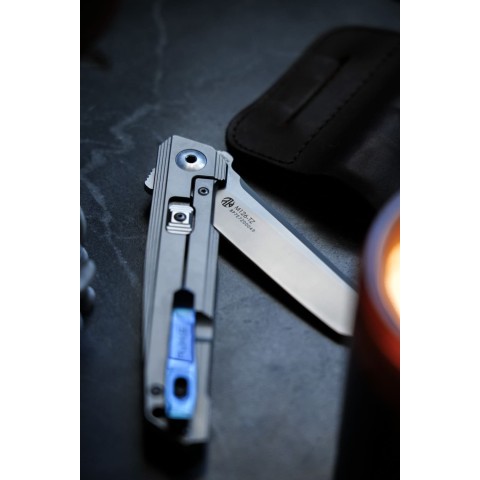 Ніж складаний туристичний Ruike M126-TZ, (9.1 см) steel 154СМ / TC4 (титан) сірий