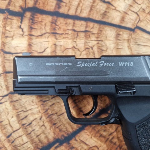 Пневматический пистолет Borner Special Force w118 бу