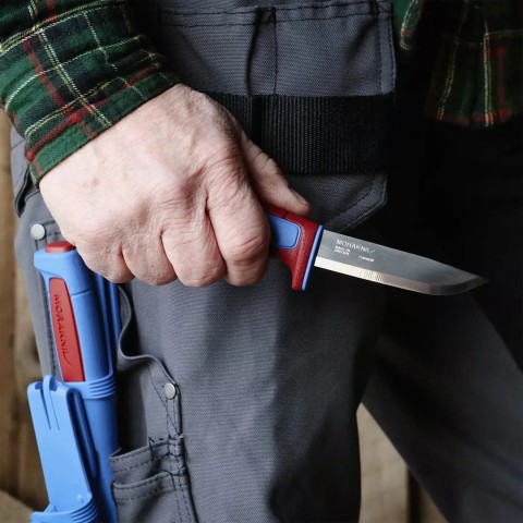 Нож Morakniv Basic 511, Color of the year 2025 ц:blue/dala red