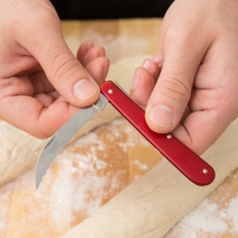 Ніж Victorinox Baker's Knife 90мм,1функ,черв