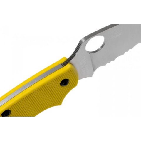 Ніж Spyderco Salt UK Penknife, LC200N, полусеррейтор ц:yellow