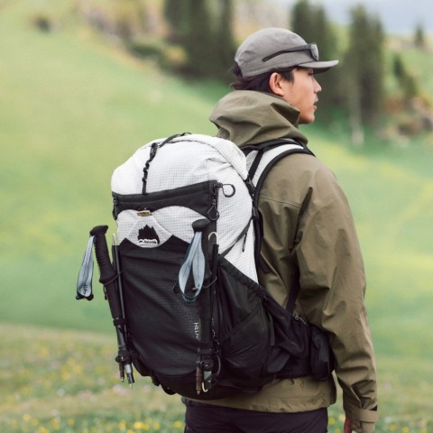 Рюкзак туристичний Naturehike Helium CNK2450XB016, 40 л, білий, L