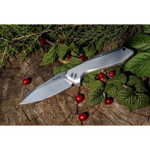 Ніж складаний туристичний Ruike P135-SF, (9.2 см) 14C28N / steel 420 сірий