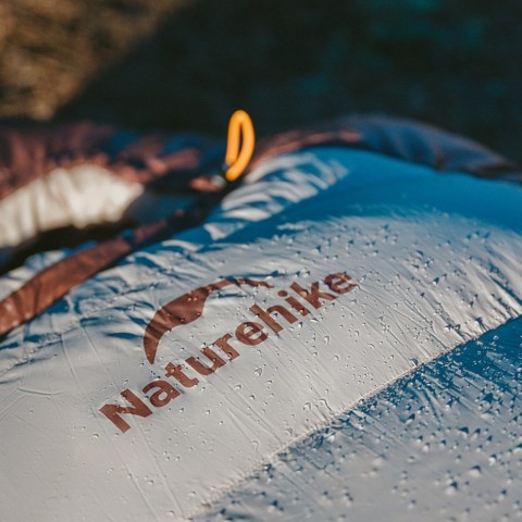 Спальник з натуральним пухом Naturehike Snowbird CNK2550WS014, p-р M, темно-коричневий 400 г