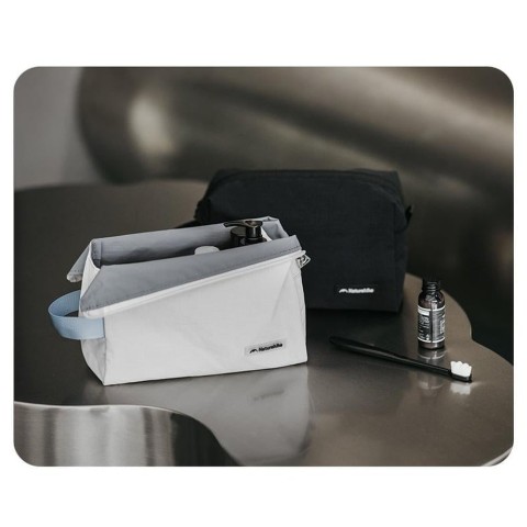 Косметичка Naturehike CNK2450XB024, розмір S, чорна