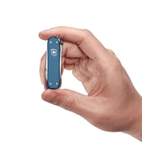 Складаний ніж Victorinox CLASSIC SD Glacial Blue 0.6221.L26