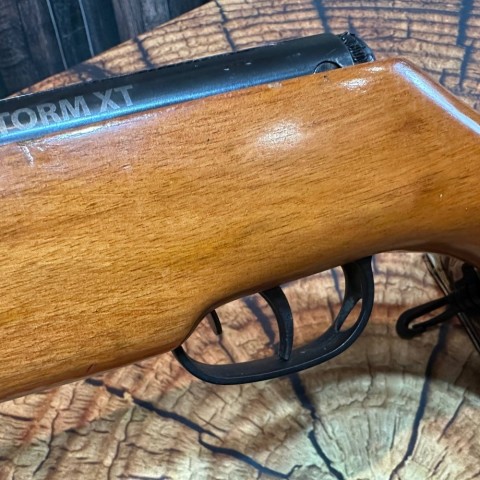 Пневматична гвинтiвка Crosman Storm XT Б/У
