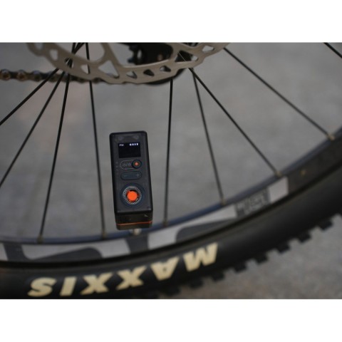 Велосипедний міні насос-задня фара Flextail Tiny Tire Pump ACS, чорний