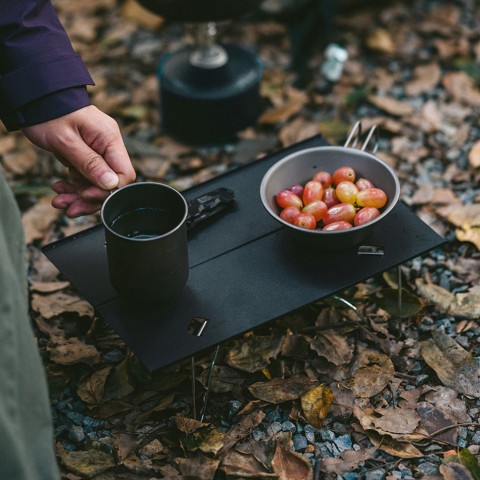 Складаний стіл Naturehike CNK2450JJ024, 31х21 см, алюміній, чорний