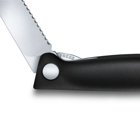 Кухонний ніж Victorinox SwissClassic Foldable Paring лезо 11см хвил. з чорн. ручкою (блістер)