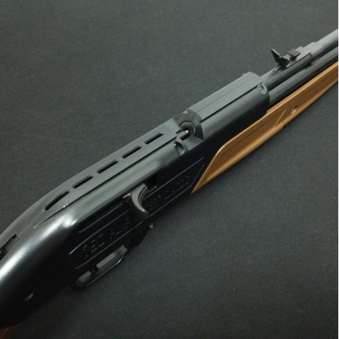 Гвинтівка пневматична Crosman Pumpmaster 760 уцінка