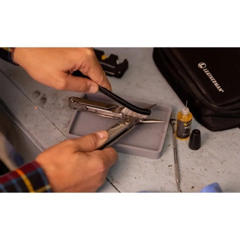 Комплект для обслуговування та зберігання інструментів Leatherman 833031