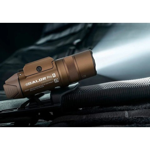 Ліхтар з ЛЦВ Olight Baldr Pro R Green Laser Desert Tan