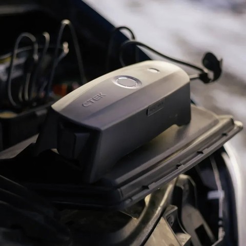 Зарядний пристрій CTEK CS FREE 40-462