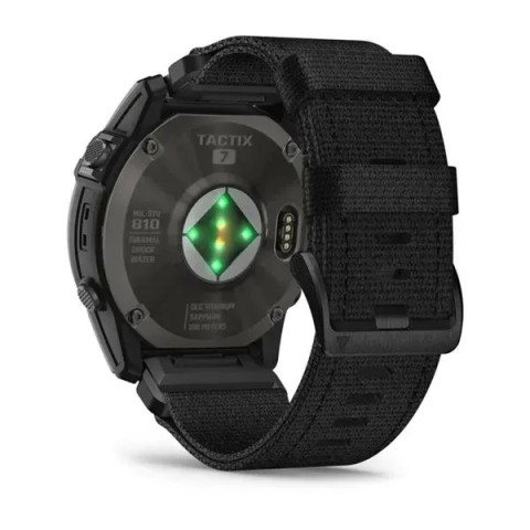 Garmin tactix 7 AMOLED с адаптивным цветным дисплеем