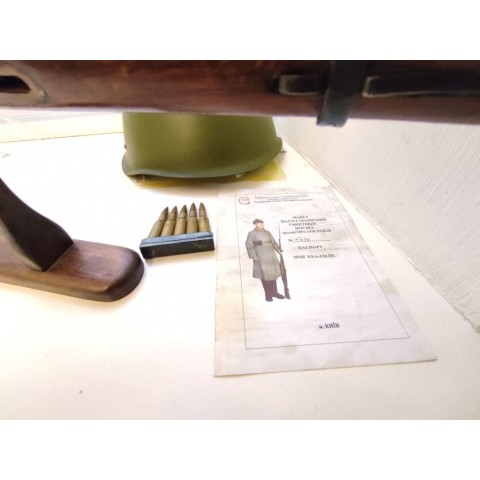 Комплект радянського воїна – гвинтівка Мосіна ММГ Гранена (Граненка) 1923р. з каскою та патронами
