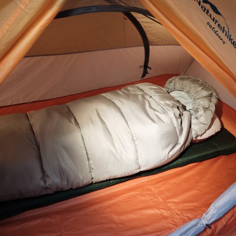 Спальник з капюшоном із звичайним мішком для зберігання Naturehike M400 CNK2350WS023, (1°C), правий, сірий