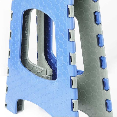 Стілець розкладний СИЛА пластиковий 27 х 22 х 44 см